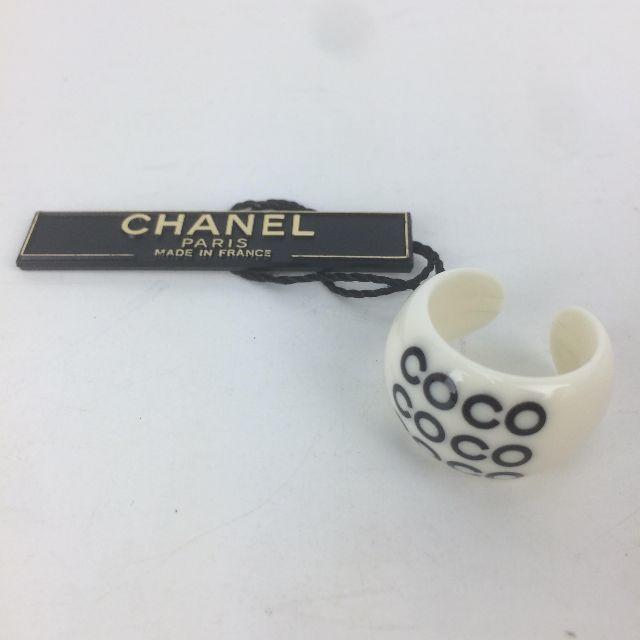 CHANEL(シャネル)の6/1まで桜☆さま専用 CHANEL　プラスチックCOCOリング レディースのアクセサリー(リング(指輪))の商品写真