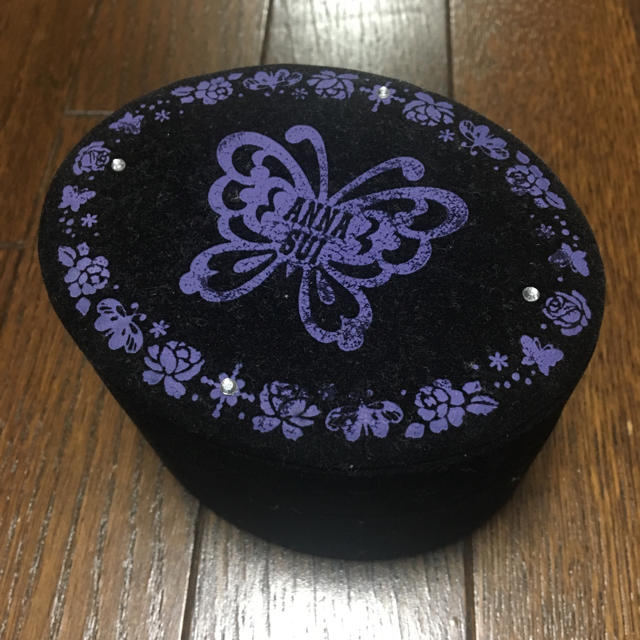 ピアスANNA SUI アクセサリーボックス付き ピアス ネックレスセット