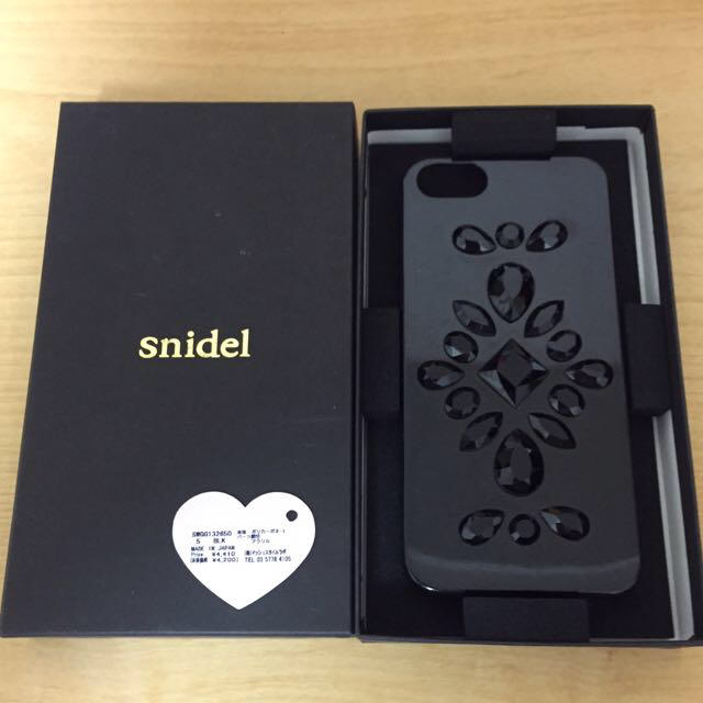 SNIDEL(スナイデル)のiPhone5Sケース(snidel) スマホ/家電/カメラのスマホアクセサリー(モバイルケース/カバー)の商品写真