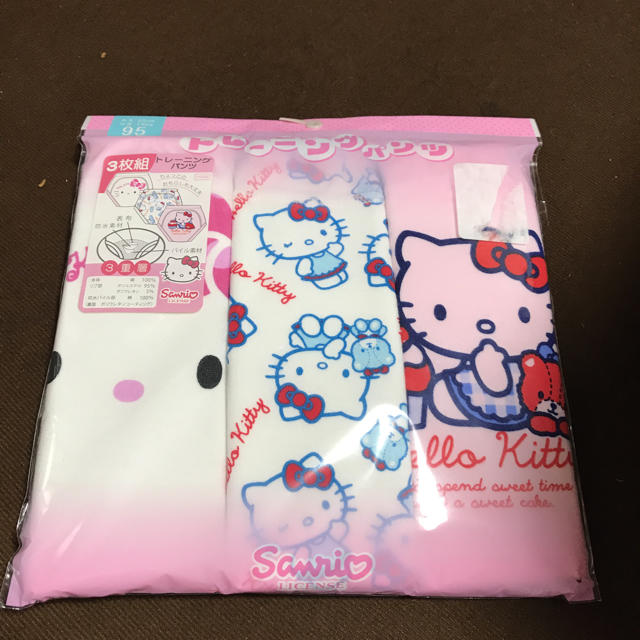 トレーニングパンツ キッズ/ベビー/マタニティのおむつ/トイレ用品(トレーニングパンツ)の商品写真