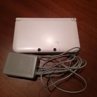 ニンテンドー3DS(ニンテンドー3DS)の送料無料 任天堂3DS  LL ホワイト 動作確認済み(携帯用ゲーム機本体)