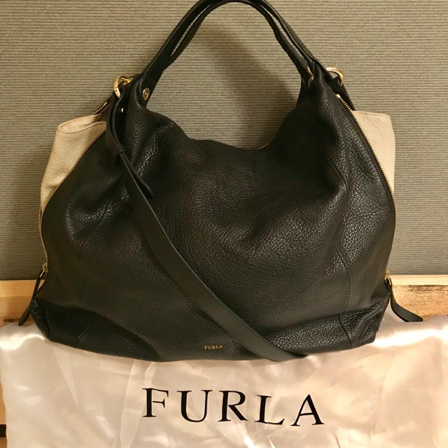 美品 FURLA(フルラ) ELISABETH エリザベス レザーバッグ 2