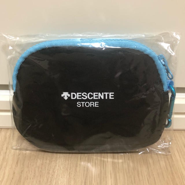 DESCENTE(デサント)のデサント DESCENTE クッションポーチ スポーツ/アウトドアのスポーツ/アウトドア その他(その他)の商品写真