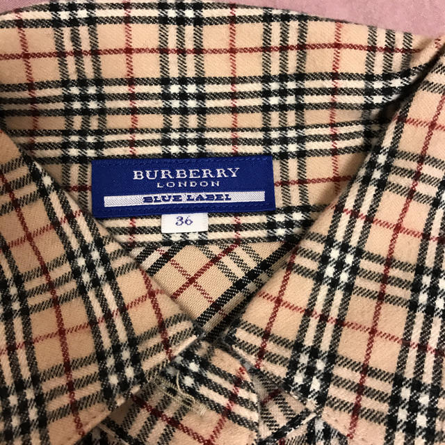 BURBERRY BLUE LABEL(バーバリーブルーレーベル)のBURBERRY BLUE LABEL タイ付きシャツ レディースのトップス(シャツ/ブラウス(長袖/七分))の商品写真