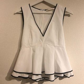 ザラ(ZARA)のZARA ペプラムノースリーブトップス(シャツ/ブラウス(半袖/袖なし))