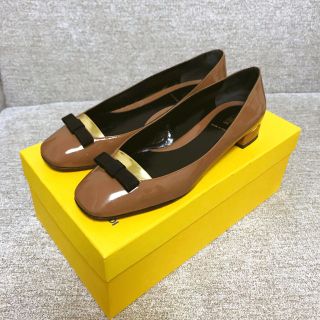 フェンディ(FENDI)の【美品】フェンディ  ローヒールパンプス(バレエシューズ)