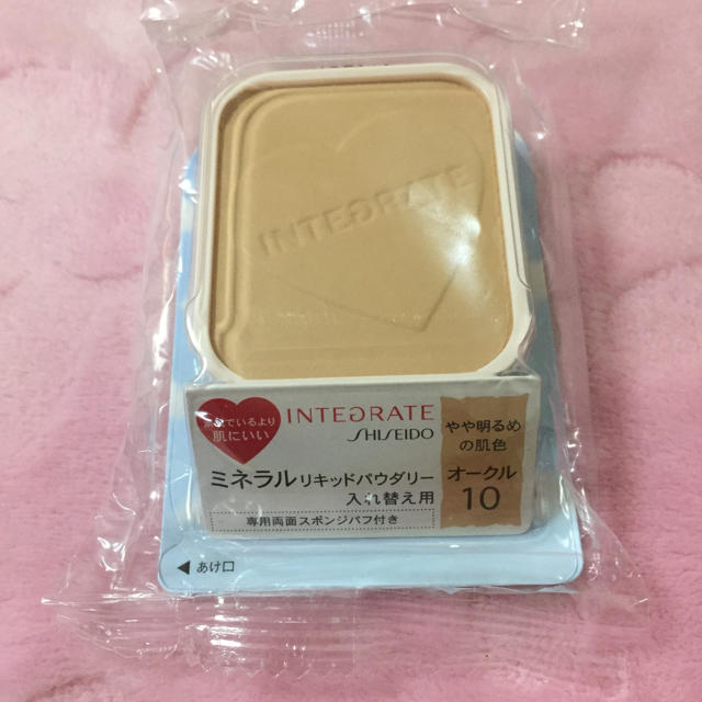 SHISEIDO (資生堂)(シセイドウ)のインテグレート  ミネラルリキッドパウダリー入れ替え用オークル10 コスメ/美容のベースメイク/化粧品(ファンデーション)の商品写真