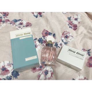 ミュウミュウ(miumiu)の早いもの勝ち！miumiu香水&ミラー❤︎(香水(女性用))