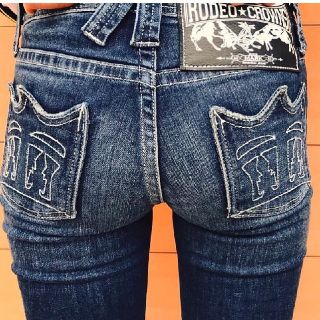 ロデオクラウンズワイドボウル(RODEO CROWNS WIDE BOWL)のRCWB今年の528限定スキニーsize27 買い逃した方、チャンス(*^^*)(デニム/ジーンズ)