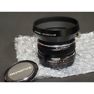 オリンパス(OLYMPUS)のオリンパス  単焦点レンズM.Zuiko 17mmF1.8金属フード付超美品！(レンズ(単焦点))