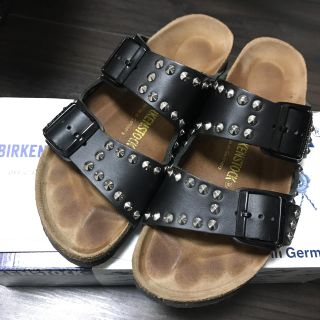 ビルケンシュトック(BIRKENSTOCK)の6/3迄の価格★ビルケン アリゾナ スタッズデザイン 38 (サンダル)