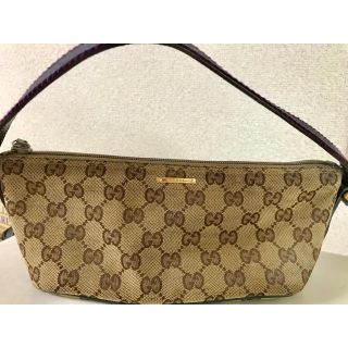 グッチ(Gucci)のGUCCI ポーチ(ポーチ)