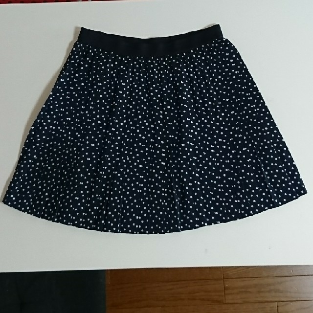 H&M(エイチアンドエム)の商品No.025 H&Mプリーツスカート レディースのスカート(ミニスカート)の商品写真