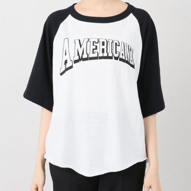 DEUXIEME CLASSE(ドゥーズィエムクラス)のAMERICANA AMERICANAラグランTシャツ 6／3まで レディースのトップス(Tシャツ(半袖/袖なし))の商品写真