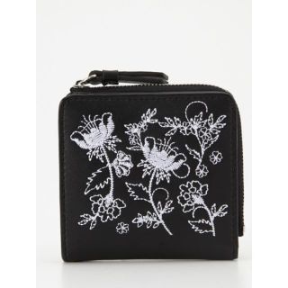 マウジー(moussy)の限定値下げマウジー♡EMBROIDERY PURSE新品未使用(財布)