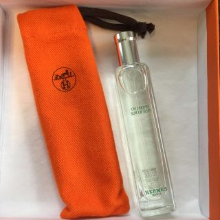 エルメス(Hermes)のエルメス 屋根の上の庭 15ml(ユニセックス)