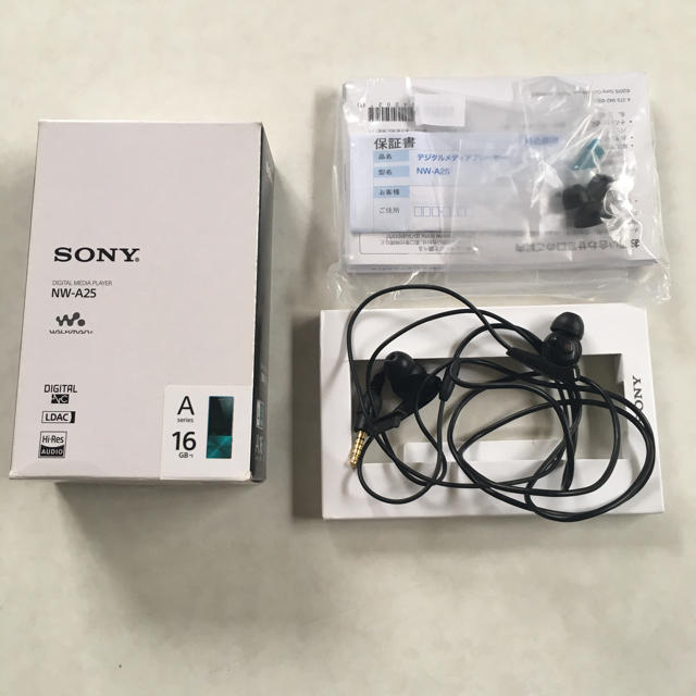 WALKMAN - 付属品完備！ほぼ未使用 WALKMAN NW-A25の通販 by こべお's