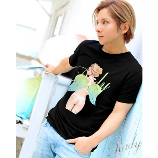 Rady(レディー)のRady エンジェルちゃんかすれメンズtシャツ メンズのトップス(Tシャツ/カットソー(半袖/袖なし))の商品写真