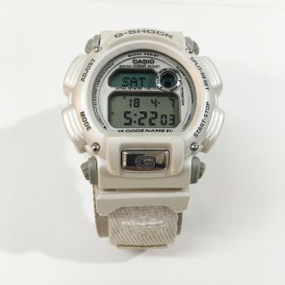 ジーショック(G-SHOCK)のレア! G-SHOCK ALASKAモデル Gショック ホワイト 時計(腕時計(デジタル))