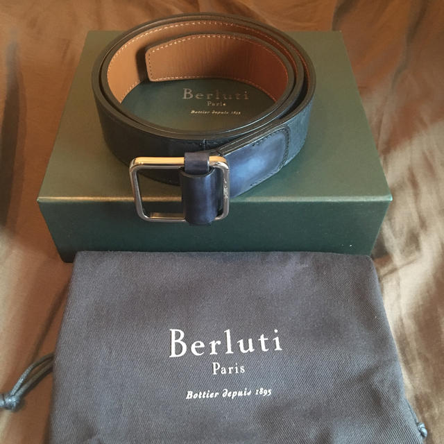 Berluti(ベルルッティ)の新品未使用 ベルルッティ ベルト 革靴 長財布 メンズのファッション小物(ベルト)の商品写真