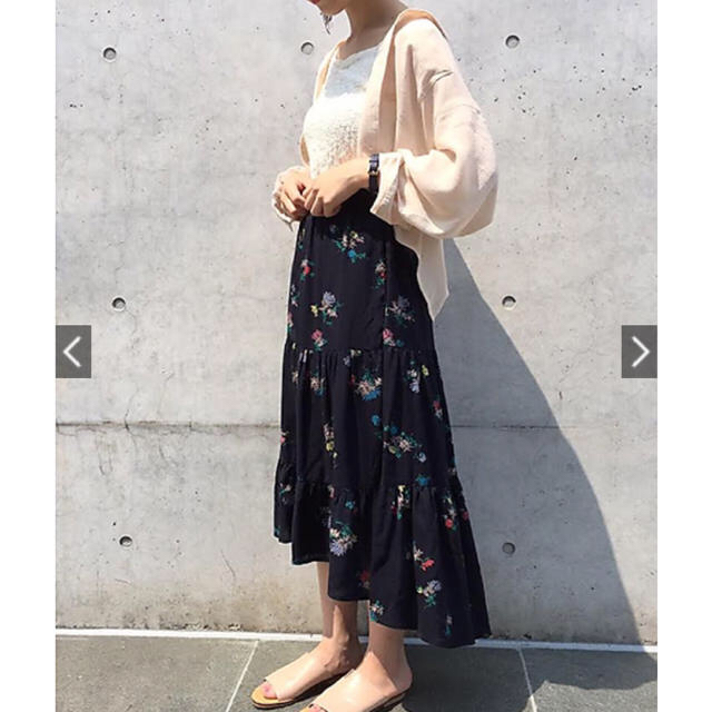 Kastane(カスタネ)の最安値♡花柄ティアードスカート♡ブラック レディースのスカート(ロングスカート)の商品写真