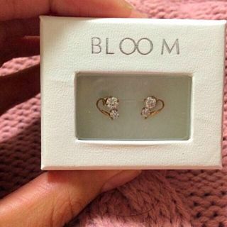 ブルーム(BLOOM)のブルーム  ピアス  新品(ピアス)