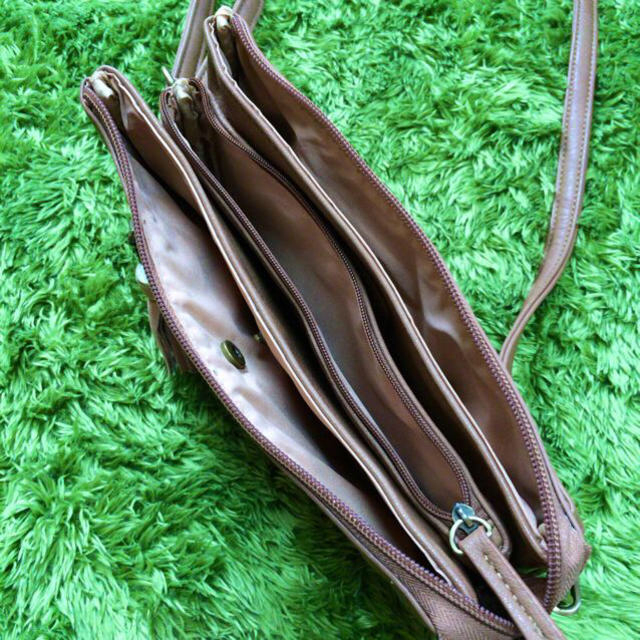 ikka(イッカ)の【取置中:こころん＊様】クラッチバッグ レディースのバッグ(クラッチバッグ)の商品写真