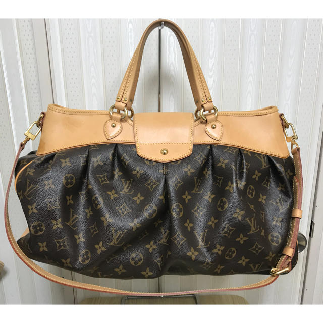 LOUIS VUITTON MONOGRAM CANVAS BOETIE GM M45713 -Can be carried by