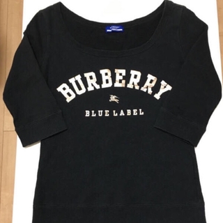 バーバリー(BURBERRY)のburberryトレ-ナ-(トレーナー/スウェット)