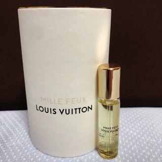 ルイヴィトン(LOUIS VUITTON)のMILLE FEUX トラベルスプレー カートリッジ １本✨(香水(女性用))