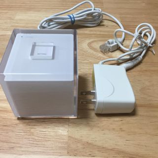 エーユー(au)のau HOME SPOT CUBE  WiFiルータ(PC周辺機器)