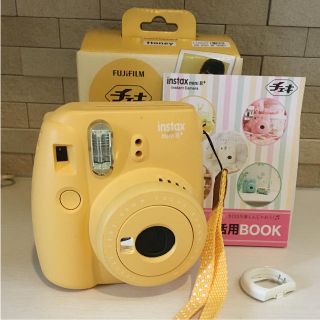 フジフイルム(富士フイルム)のチェキ instax mini フィルム付き イエロー(フィルムカメラ)