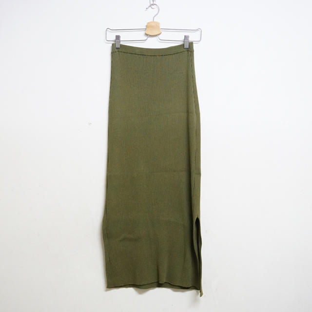 1LDK SELECT(ワンエルディーケーセレクト)のAURALEE オーラリー リブスカート カーキ  レディースのスカート(ロングスカート)の商品写真