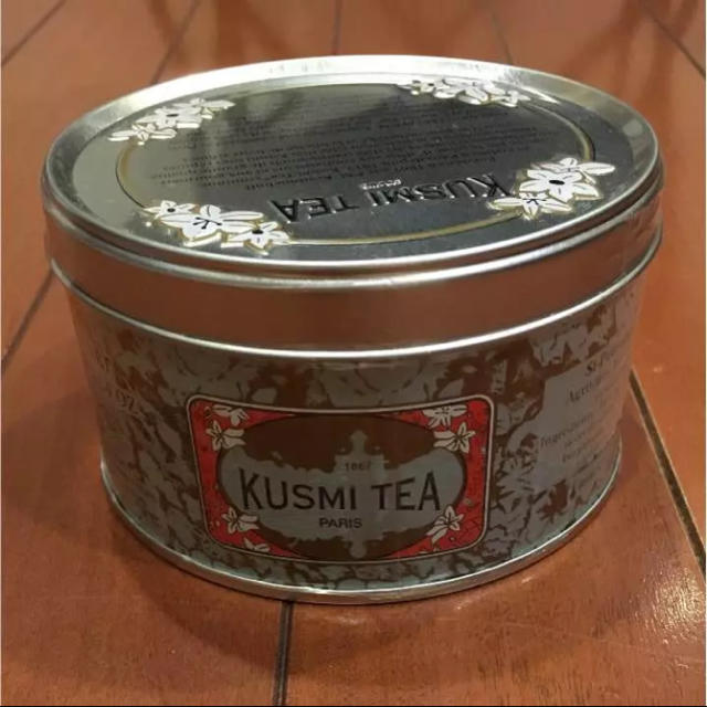 DEAN & DELUCA(ディーンアンドデルーカ)の新品未開封‼️KUSMI TEA 125g サンクト=ペテルブルク 食品/飲料/酒の飲料(茶)の商品写真