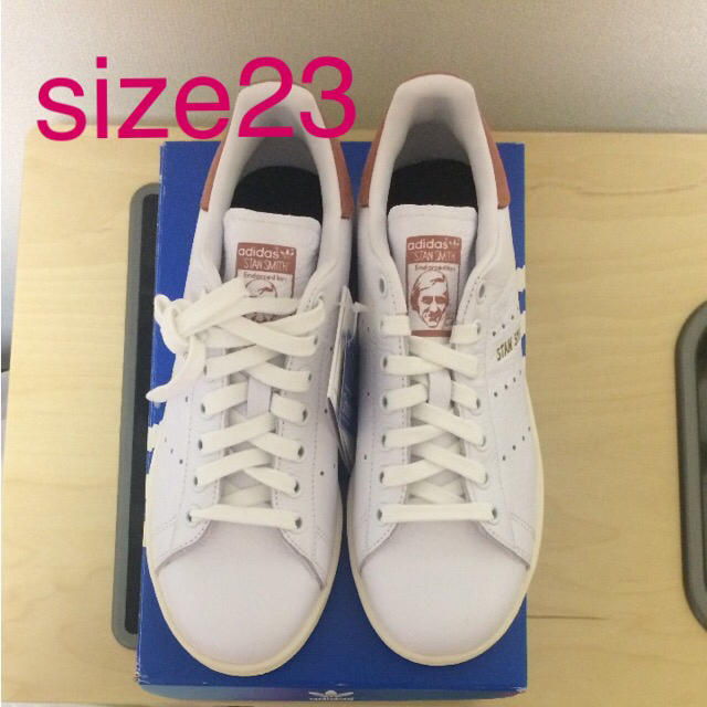 adidas(アディダス)の即日発送 新品/アディダス スタンスミス ピンク size23 レディースの靴/シューズ(スニーカー)の商品写真