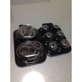 ビーツバイドクタードレ(Beats by Dr Dre)のbeats X 付属品(ヘッドフォン/イヤフォン)