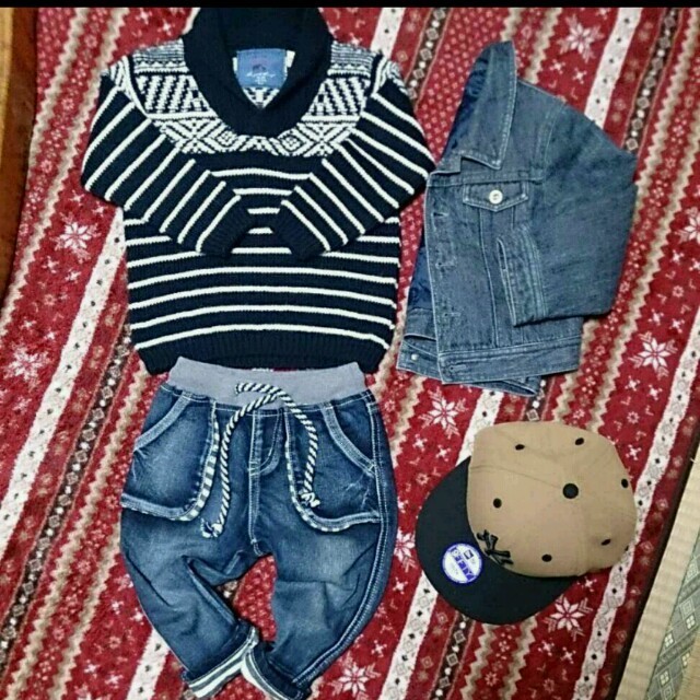 ZARA KIDS(ザラキッズ)のZARAbaby.ボーダーニット キッズ/ベビー/マタニティのキッズ服男の子用(90cm~)(その他)の商品写真