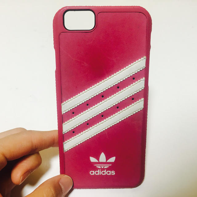 adidas(アディダス)のiPhone 6s ケース スマホ/家電/カメラのスマホアクセサリー(iPhoneケース)の商品写真