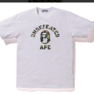 アベイシングエイプ(A BATHING APE)の白M BAPE X UNDEFEATED ABC COLLEGE TEE(Tシャツ/カットソー(半袖/袖なし))