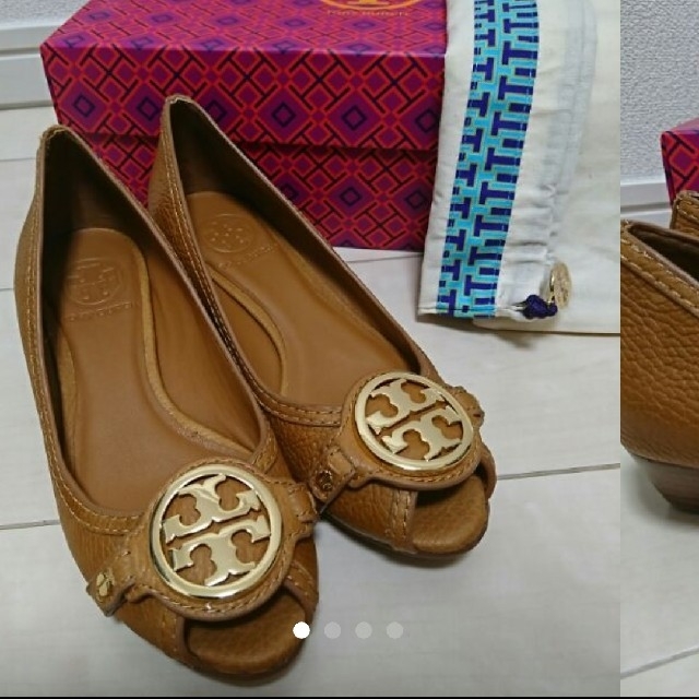 Tory Burch - トリーバーチ オープントウパンプス キャメル 未使用の