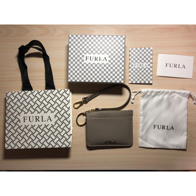 FURLA カードケース