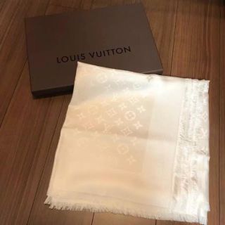 ルイヴィトン(LOUIS VUITTON)のルイヴィトン ストール ホワイト(ストール/パシュミナ)