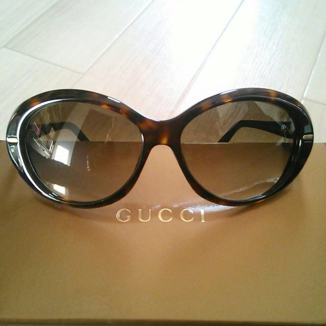 Gucci(グッチ)のサングラス レディースのファッション小物(サングラス/メガネ)の商品写真