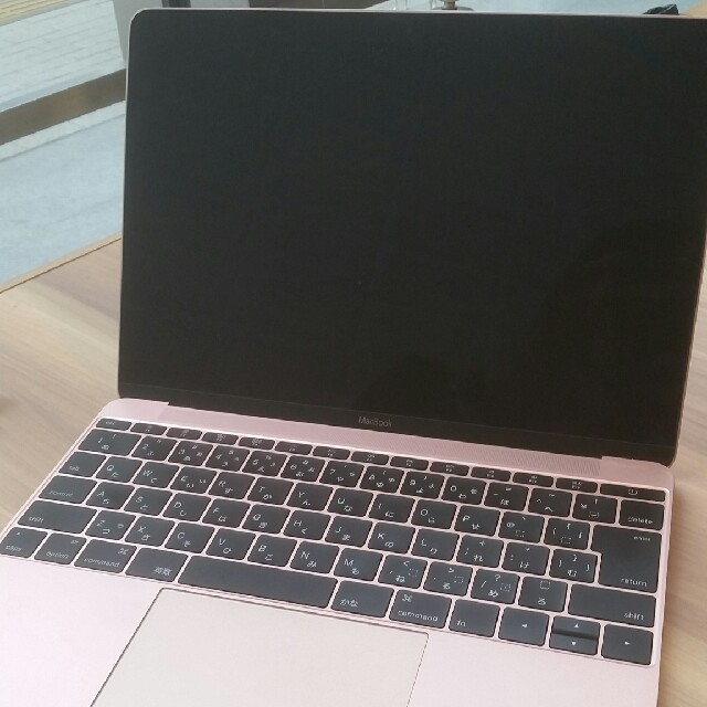 MacBook プロ(ピンク)