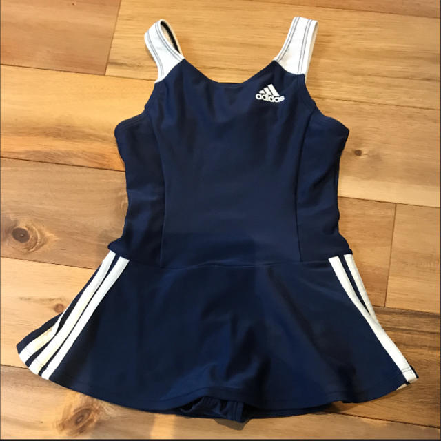 adidas(アディダス)のスクール水着 アディダス 130 キッズ/ベビー/マタニティのキッズ服女の子用(90cm~)(水着)の商品写真