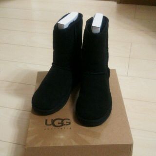 アグ(UGG)の美品♪ UGG クラシックショート(ブーツ)