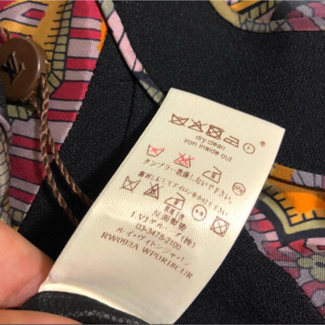 LOUIS VUITTON(ルイヴィトン)の最終値下げ!ルイヴィトン シルク ワンピース レディースのワンピース(ひざ丈ワンピース)の商品写真