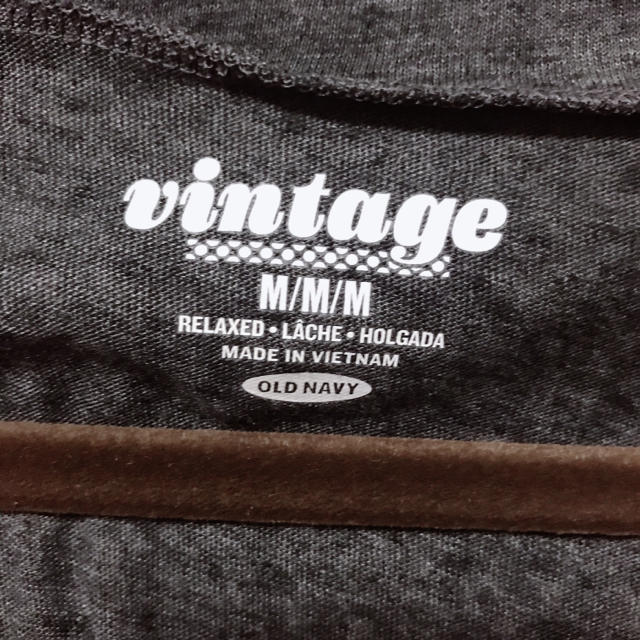 Old Navy(オールドネイビー)のOLDNAVY未使用ＶネックＴシャツ レディースのトップス(Tシャツ(半袖/袖なし))の商品写真