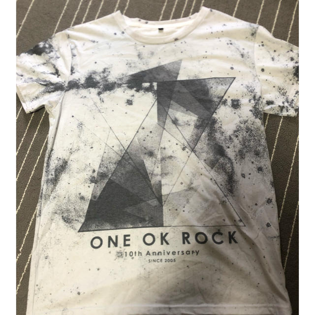 ONE OK ROCK(ワンオクロック)のワンオク バンT エンタメ/ホビーのタレントグッズ(ミュージシャン)の商品写真