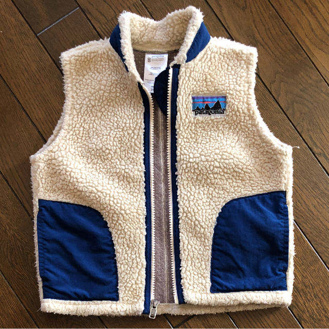 patagonia(パタゴニア)のPatagonia キッズベスト レトロx キッズ/ベビー/マタニティのキッズ服男の子用(90cm~)(その他)の商品写真